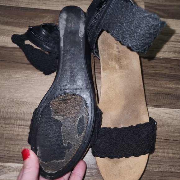 LUCKY Brand Black Crochet Ankle Wrap Wedges Size 8M - Picture 6 of 6